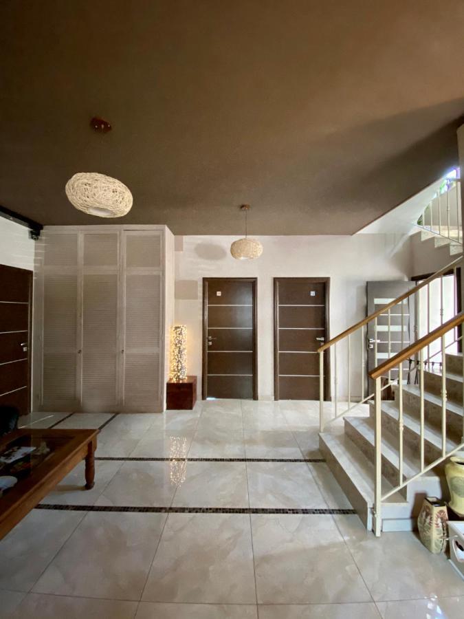 Gosti Hotel Odessa Esterno foto
